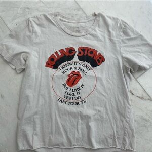 American eagle. Rolling Stones band tee. White, distressed neck. Short sleeve.